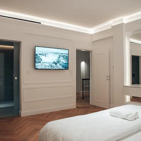 Villa Hyperion Boutique