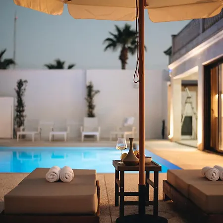 Hyperion Boutique * Вороклини