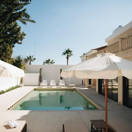 Hyperion Boutique Villa *