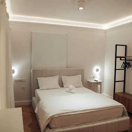 Hyperion Boutique Villa *