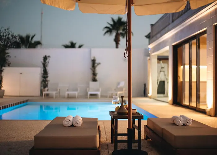 Hyperion Boutique * Oroklini