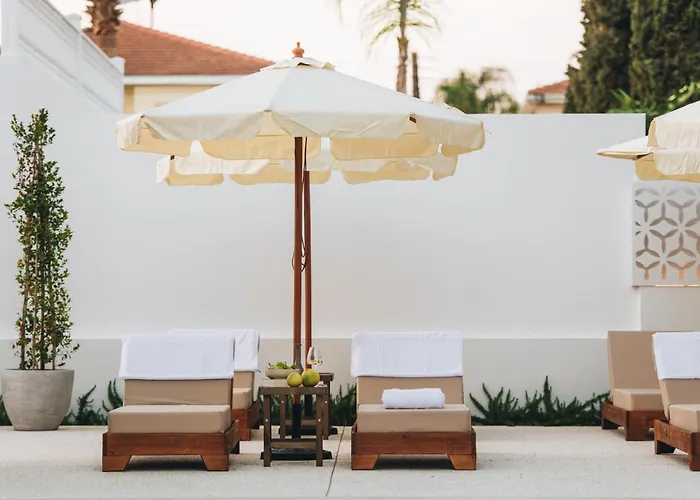 Hyperion Boutique * Oroklini